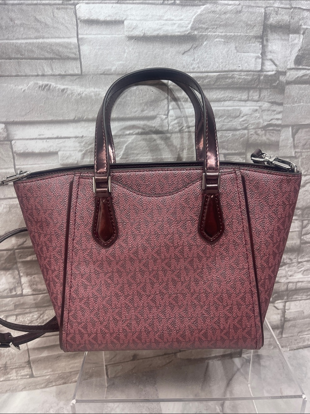 Michael Kors Taryn Metallic Logo Saffiano Tote & Matching Wallet Oxblood - Picture 5 of 13